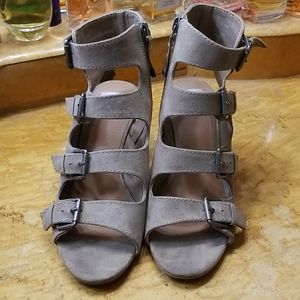 DV Tan Wedge Sandals EUC Size 6